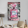 Tableau Chanel Street Art salon beige